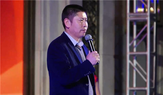 江西省养猪行业协会理事长，江西绿环牧业集团总裁，江西新海传媒科技有限公司董事长王冬新先生致辞