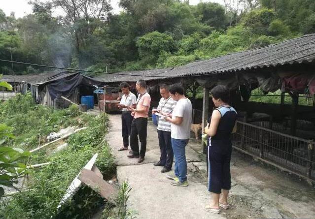 清拆行动是雅瑶镇前期开展大量工作的阶段性成果，下一步雅瑶镇将利用本次行动的带动效应，加快督促余下47户养殖场落实清（空）栏，并继续开展更大规模的清拆行动，切实保护好生态环境，确保治理取得实效。