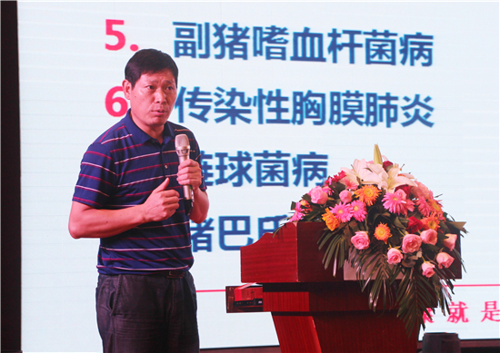 在十八般武艺的精彩表演间,处处充满着热闹和暖心气氛,欢声笑语,载歌载舞,觥筹交错间现场抽大奖活动振奋人心,“利剑行动 赶泻有她——胃腹流康(华中地区)新产品上市发布会”圆满落幕!