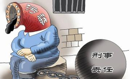 湖北一猪场污染水源被罚30万元，老板涉嫌环境违法被行拘