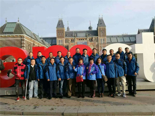 默默耕耘的养猪人如何建立养猪事业？