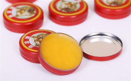 土方法治猪病，看我怎么用清凉油巧治猪病