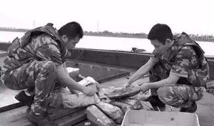 惊悚！海外疫区大量走私肉入境销售，检方批捕13人