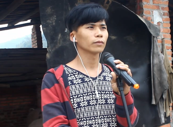 广西农村养猪小伙翻唱《一生何求》好听，只是猪栏太臭了 