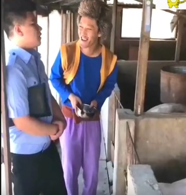 搞笑视频：二货强哥养猪被罚款，笑死不偿命