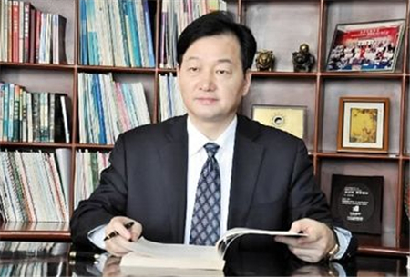 从养22头猪起家养到全球第四 看他如何念活“猪倌”经