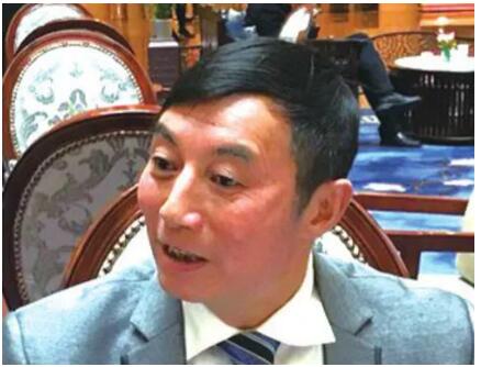 全国人大代表：政府应加大对农村养猪户贷款支持力度!