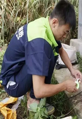 冲洗猪圈时，发现水压不够怎么办，一个工具就可以搞定！