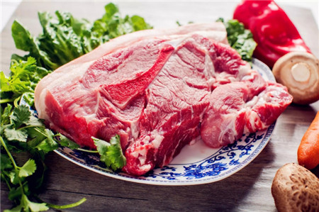 5月份猪肉或许能卖个好价钱，但是生猪能现曙光吗？