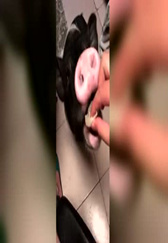 这年头猪都吃上荔枝了，真是人不如猪啊！