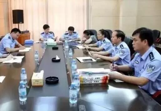 公安部：发现警察参与拆迁和截访，请立即拨打12389举报！