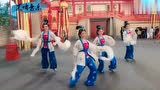 饲养员不养猪改行跳舞，可见阿里郎《隔壁泰山》在抖音的火爆程度