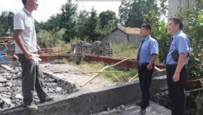 罚款20万！养猪场离河道不足500米，污染饮用水源……