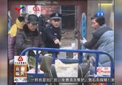 小伙致富出歪招 上演“借”猪办场