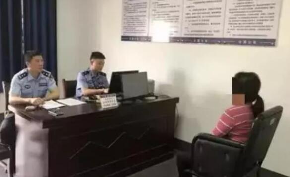 不满私建猪圈被拆持铁锤狂砸公车，湖南一女子获刑六个月、赔偿13500元