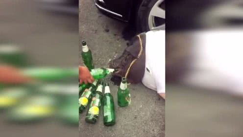 一猪饮酒醉，谈什么猪生
