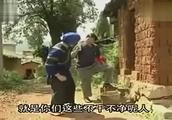 云南省方言搞笑小品 喂猪-爆笑段子