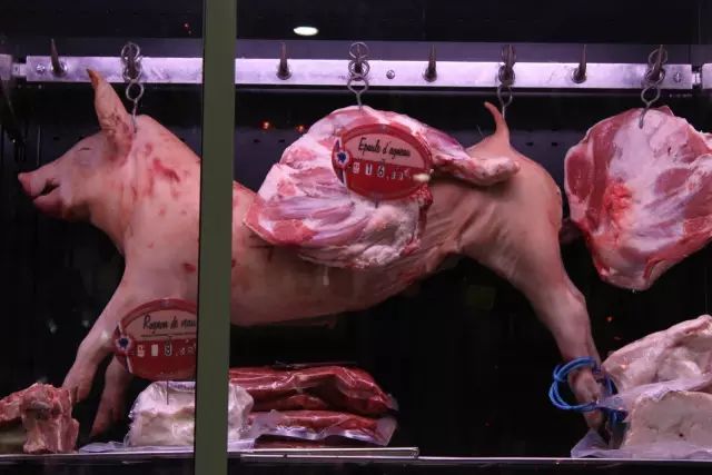 世界那端自有另一个你：法餐里的猪头肉