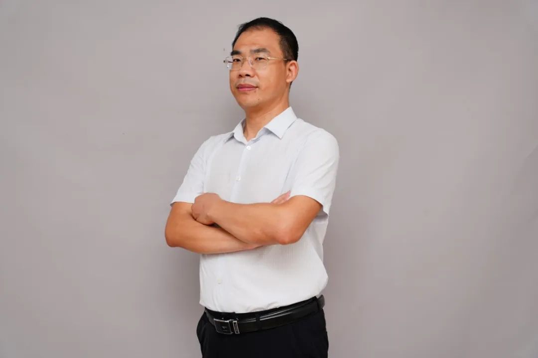 李博.jpg
